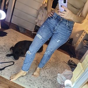 Gap 1969 straight skinny ripped jeans
